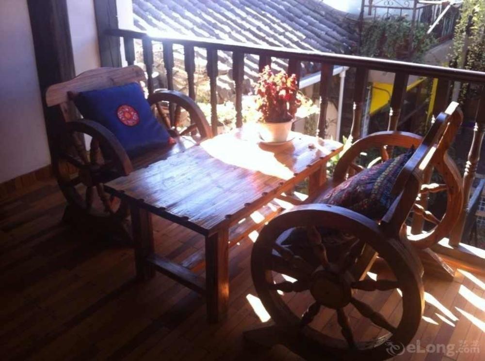 Lijiang Wangjia Courtyard Inn Exteriér fotografie